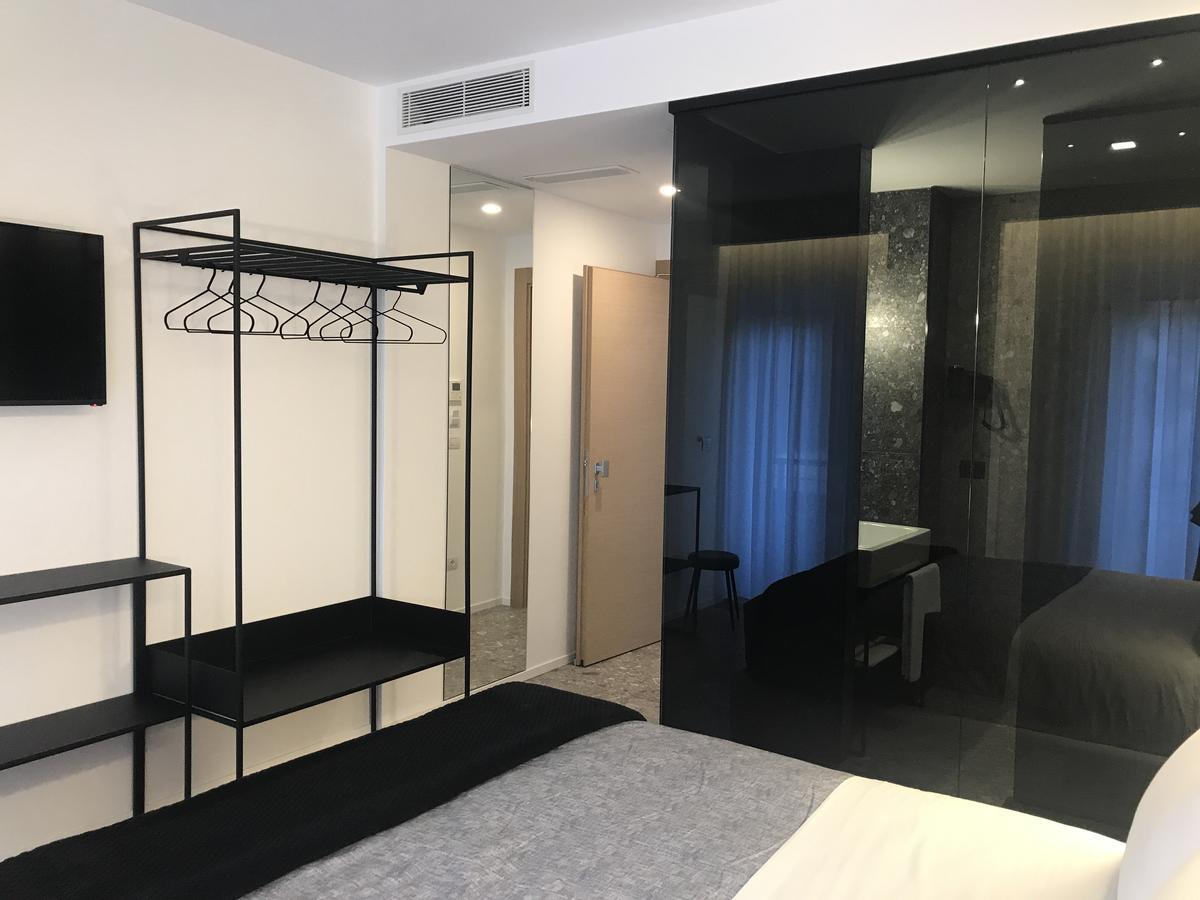 Myhome 75 Premium Luxury B&B 페스카라 외부 사진